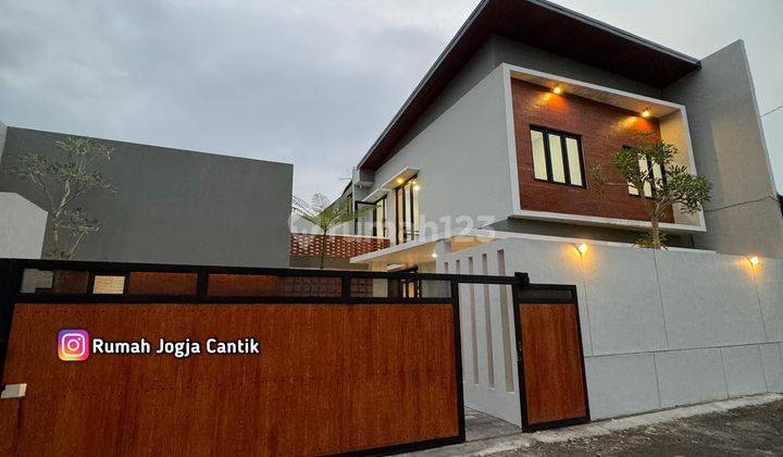 Rumah Cantik Aestetik Jalan Kaliurang Km 8 1