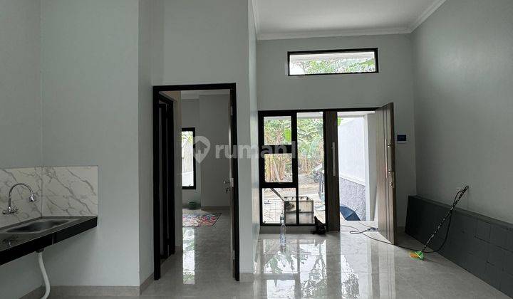 Rumah Cantik 2 Unit Dekat Pemda Sleman    2