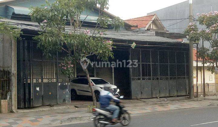 Rumah Usaha Perak Timur Nol Jalan Raya, Akses Container 1