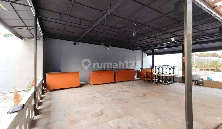 Dijual Rumah Usaha Komersiil Jalan Kembar Raya Rungkut Siap Huni 2