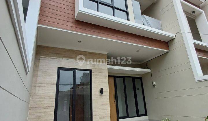 Rumah Baru Minimalis Mulyosari Utara Sudah SHM 1