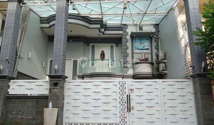 Rumah Darmo Hill Bangunan 3 Lantai Full Furnish Interior 1