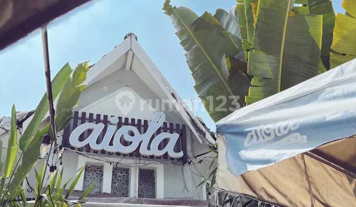 Komersial Area Rumah Jalan Selamet Surabaya Pusat