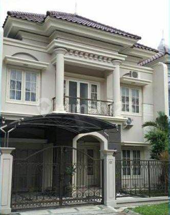 Disewakan Rumah Semi Furnish Central Park Klampis  1