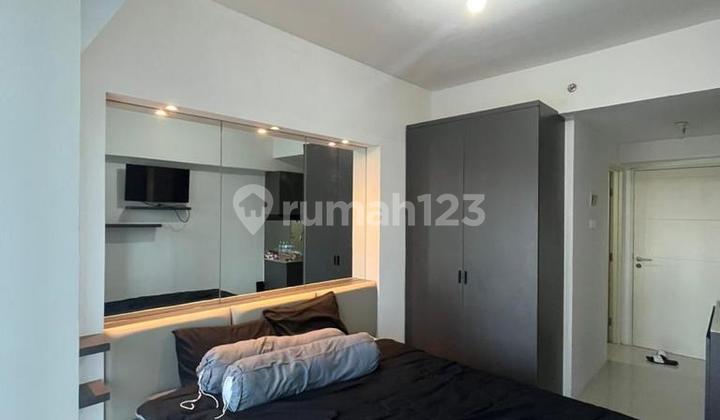 Apartemen 1 Kamar Tidur Studio Furnished Connecting Pakuwon Mall 1