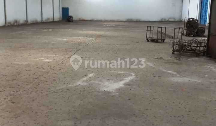 Warehouse for Sale, Affordable Price, Land Calculation, Rungkut Industrial Area