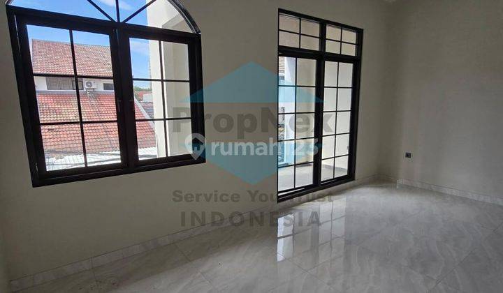 DIJUAL RUMAH BARU BABATAN PANTAI 2