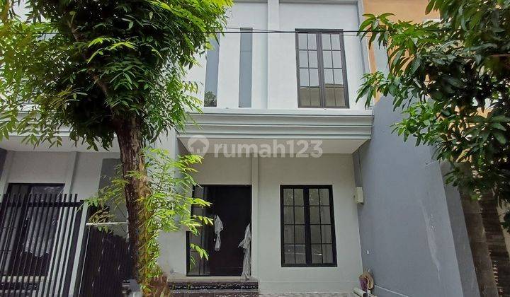 Rumah 2 Lantai Graha Santoso New Minimalis Surabaya Timur 1