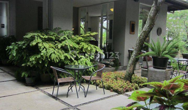 CAFE dan RUMAH di BANDUNG.  berikut seluruh interior dan peralatan cafe 1