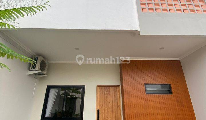 Rumah Brand New, Minimalis dalam Cluster di Pondok Cabe 1