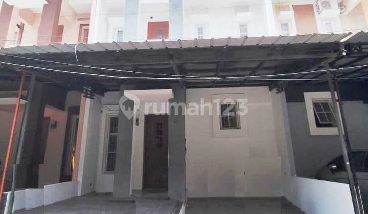 Rumah 2 Lantai Unfurnished di dekat Halte Trans Jakarta Puri Beta. Cluster Cempaka Puri Beta 2, Larangan Rumah 2 Lantai Unfurnished di dekat Halte Trans Jakarta Puri Beta. Cluster Cempaka Puri Beta 2, Larangan