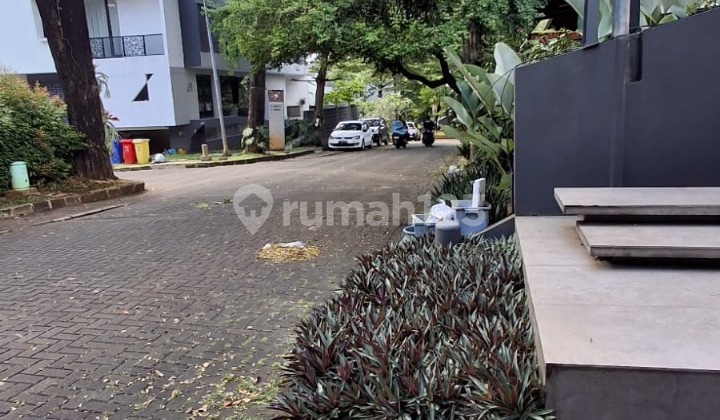 For Sale And/Or For Rent Nice House Ozone Residence Within Cluster With Club House in Bintaro Pesanggrahan 2