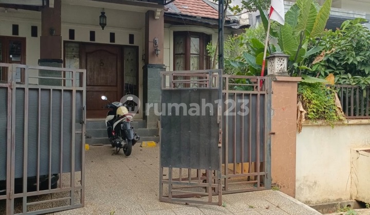 1.5-Story House in Exclusive Maribaya Cluster, Villa Dago, Benda Baru, Pamulang, South Tangerang