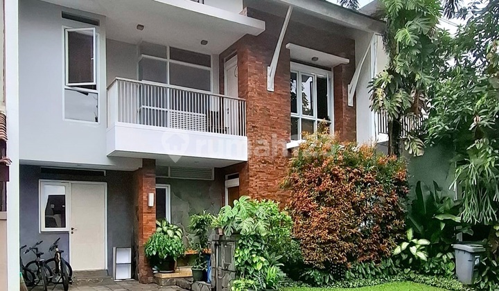 2-Story House in Calysta Permata, Bintaro Jaya, Jombang, Ciputat