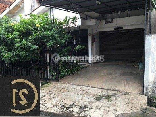 Rumah Tua Luas 252 Meter Di Taman Alfa Indah 2