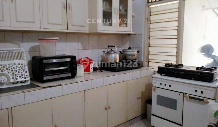 dapur rumah cantik 1 lantai furnished