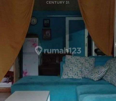 ruang tamu rumah hommy 2 lantai siap