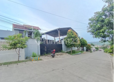 Gudang Gunung Pati, Semarang