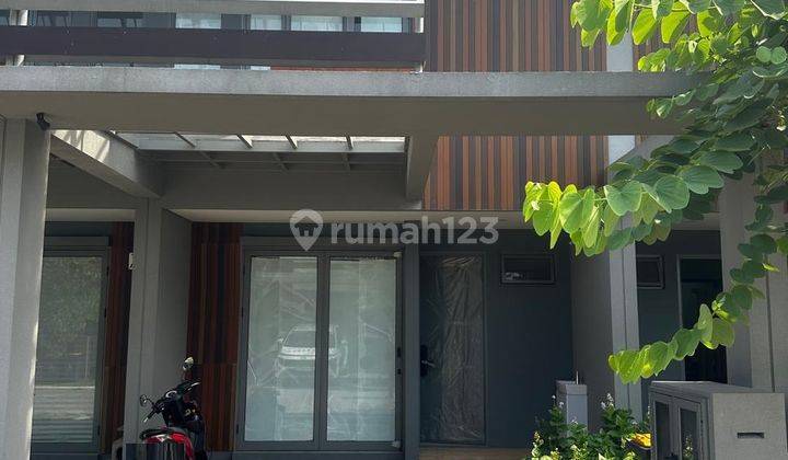 Rumah Bagus Unfurnished SHM di Harapan Indah Bekasi , Bekasi C0059 1