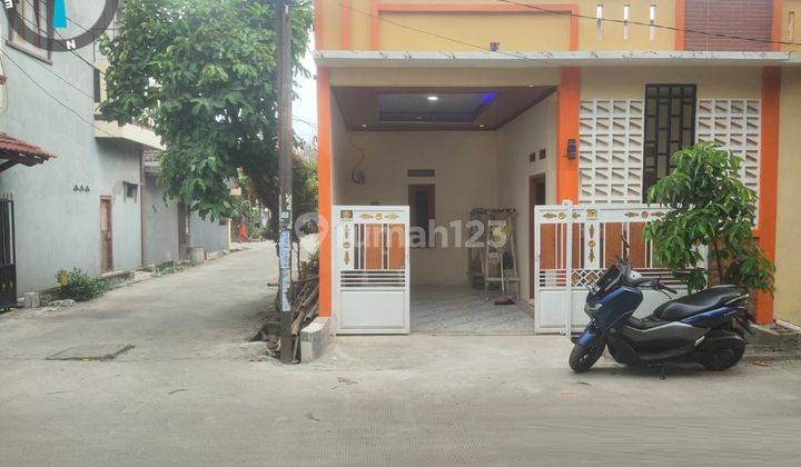 Rumah 2 Lantai Bagus Unfurnished SHM di Perum Babelan Indah Bekasi , Bekasi B0322 2