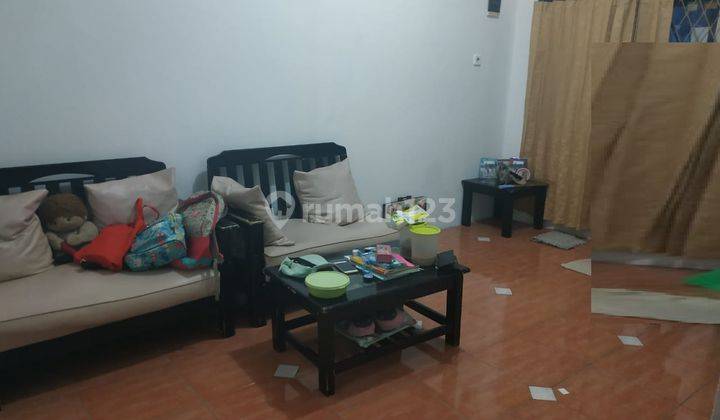 Rumah Bagus Unfurnished SHM di Taman Harapan Baru , Bekasi B0048 2