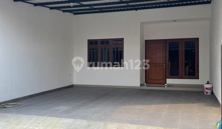 Rumah Kontrakan Bagus Unfurnished SHM Medan Satria, Bekasi C0557 1