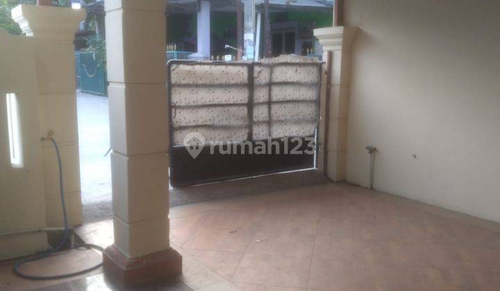 Rumah Bagus Unfurnished SHM di Puri Harapan , Bekasi B0318 2