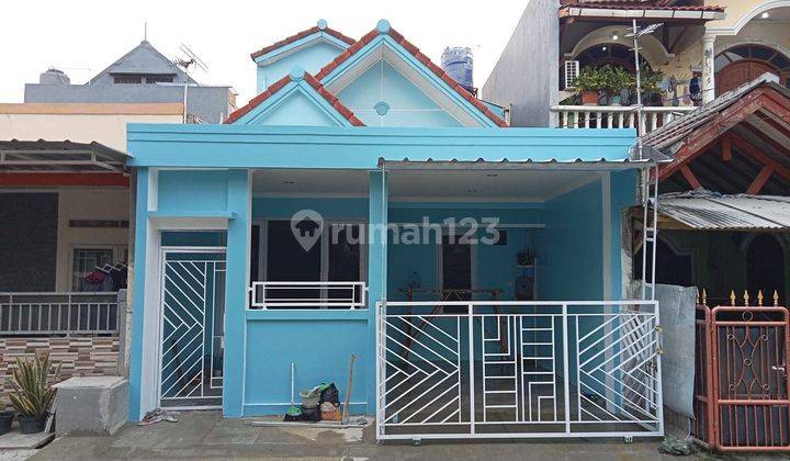 Kontrakan Bagus Unfurnished SHM di Taman Harapan Baru , Bekasi B0326 1