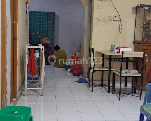 Rumah Bagus Unfurnished SHM di Harapan Baru , Bekasi B0338 2