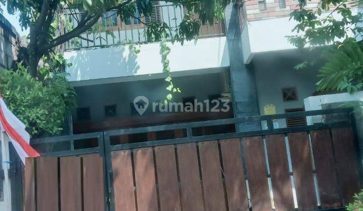 Rumah 2 Lantai Bagus Unfurnished SHM di Perumahan Griya Kencana, Depok B1036 1