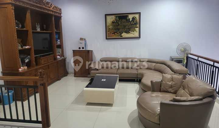 Rumah Megah Siap Huni Di Cempaka Putih, Jakarta Pusat Rumah Megah Siap Huni Di Cempaka Putih, Jakarta Pusat