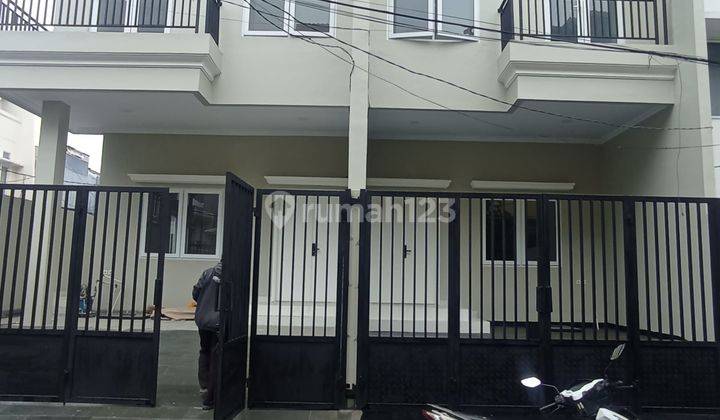 Rumah Brand New 3 Lantai Siap Huni Di Muara Karang, Jakarta Utara 1