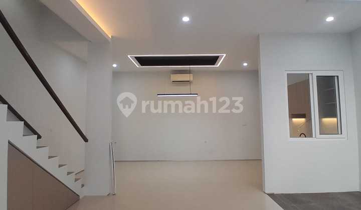 Rumah Brand New 3 Lantai Di Pademangan, Jakarta Utara