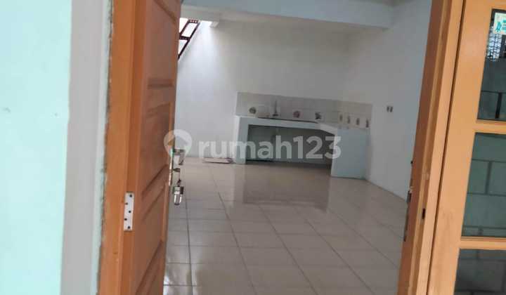 Rumah 1,5 Lantai Siap Huni Di Sunter Agung, Jakarta Utara Rumah 1,5 Lantai Siap Huni Di Sunter Agung, Jakarta Utara