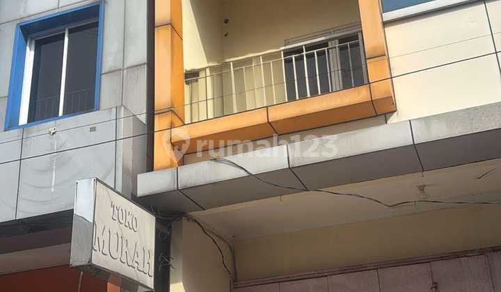 3-Story Shop House for Rent in Pademangan, North Jakarta 1