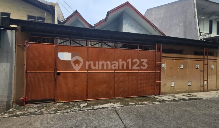 Rumah Luas Cocok untuk Gudang di Tj Priok, Jakarta Utara