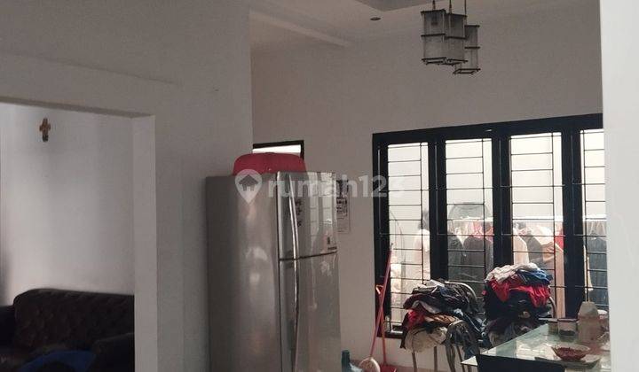 Dijual rumah 2 kt cakep dan murah Taman Harapan Baru  Bekasi  2