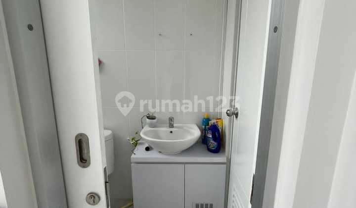 For Sale Cepat Rumah 2 Lantai Siap AJB Malibu Village Gading Serpong 2