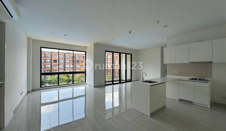 Apartemen Lloyd 3BR View Pool Unfurnish 1