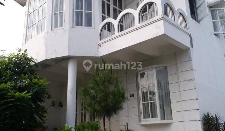 Rumah Luas Kebon Baru Tebet, Jakarta Selatan 1