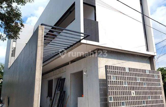 Jual Kost Full Furnish di Jakal Km 5 Income 200 Jt Tahun 1