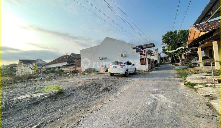 Tanah 111 M2 Dijual di Amplaz Jogja, Area Kost, Siap Bangun 2