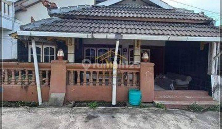 Dijual Murah Rumah di Komplek Banteng Jakal 1