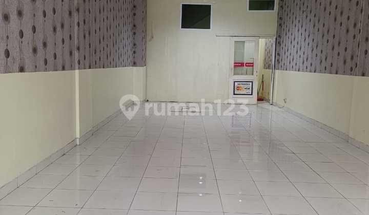 For Rent: Shophouse in Modernland Tangerang Area, Suitable for Office Use
