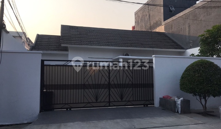 1-Story House on Jl Bidar Raya, Kelapa Dua, Tangerang for Sale at an Attractive Price 2