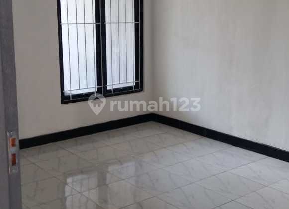 Dijual Rumah Baru dikawasan Pasar Kemis Tangerang dijual dengan Harga Menarik 2