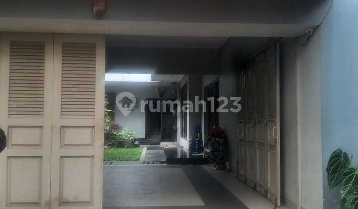 Dijual Rumah Mewah, Lokasi Pusat Kota Bandung Rumah Dijual Rumah Mewah, Lokasi Pusat Kota Bandung Rumah