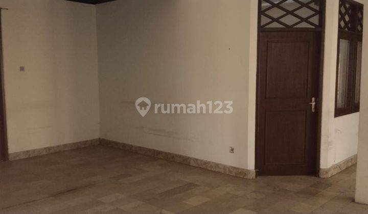 Di Jual Rumah Hitung Tanah Di Bugenville Dekat Griya Antapani 2