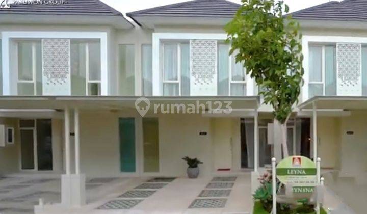 Furnished Unfurnished House At Grand Pakuwon Surabaya By Travelio 1