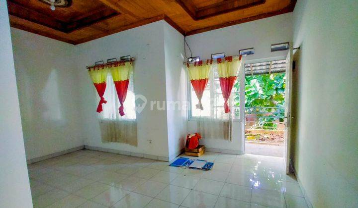 Furnished Unfurnished House At Perumahan Taman Soka By Travelio 2